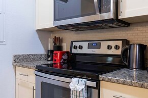 Fabulous Townhome Near the Parks