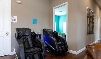 Fabulous Townhome Near the Parks