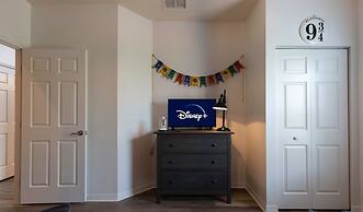 Fabulous Townhome Near the Parks