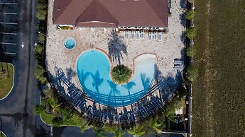 Fabulous Townhome Near the Parks