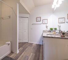 Fabulous Townhome Near the Parks