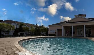 Fabulous Townhome Near the Parks