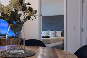 Fabulous Townhome Near the Parks