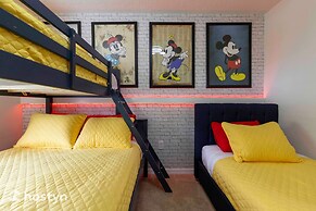 Fabulous Townhouse Near to Disney