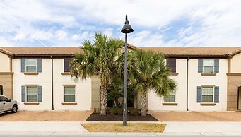 Fabulous Townhouse Near to Disney