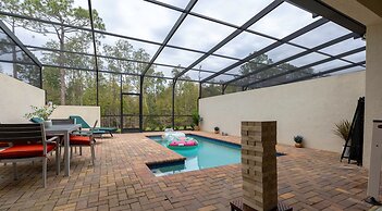 Fabulous Townhouse Near to Disney