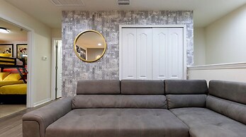 Fabulous Townhouse Near to Disney