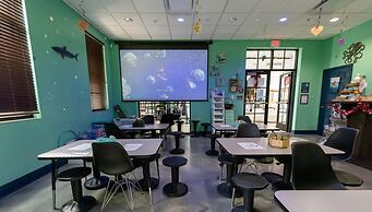 Fabulous Townhouse Near to Disney