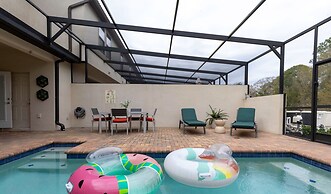 Fabulous Townhouse Near to Disney