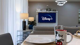 Fabulous Townhouse Near to Disney