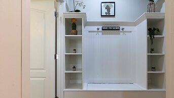 Fabulous Townhouse Near to Disney