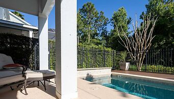 Amazing Beach House Near the Parks