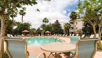 Amazing Beach House Near the Parks