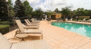 Amazing Beach House Near the Parks