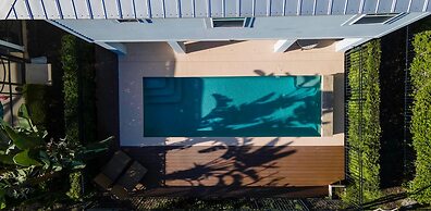 Amazing Beach House Near the Parks