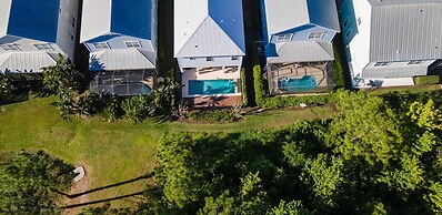 Amazing Beach House Near the Parks