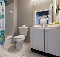 Beautiful Townhome Near Theme Parks