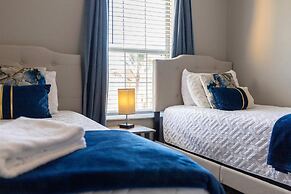 Beautiful Townhome Near Theme Parks