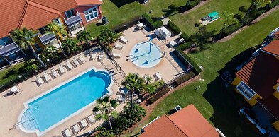 Beautiful Townhome Near Theme Parks