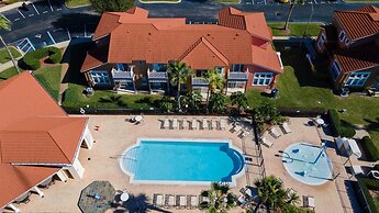 Beautiful Townhome Near Theme Parks