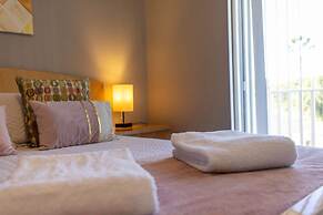 Beautiful Townhome Near Theme Parks