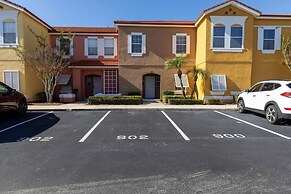 Beautiful Townhome Near Theme Parks