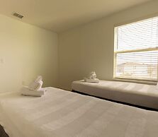 Bright Davenport Family Townhome Near Disney