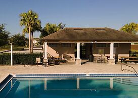 Bright Davenport Family Townhome Near Disney