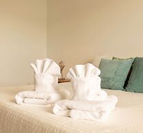 Bright Davenport Family Townhome Near Disney