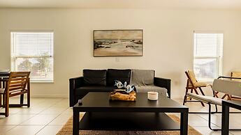 Bright Davenport Family Townhome Near Disney