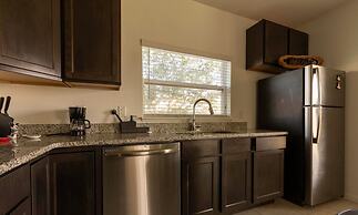 Bright Davenport Family Townhome Near Disney