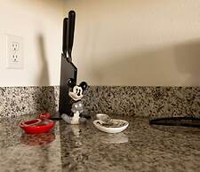 Bright Davenport Family Townhome Near Disney