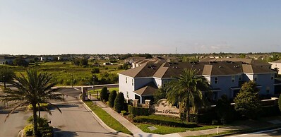 Bright Davenport Family Townhome Near Disney