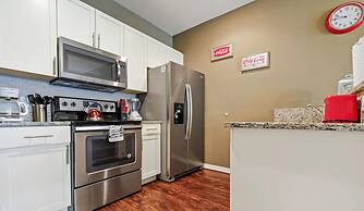 Family Spacious 3BR Townhouse With Pool Access