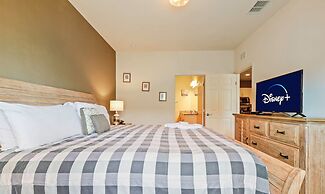 Family Spacious 3BR Townhouse With Pool Access