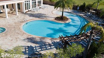 Family Spacious 3BR Townhouse With Pool Access