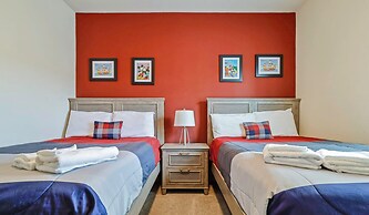 Family Spacious 3BR Townhouse With Pool Access