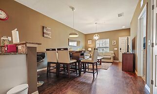 Family Spacious 3BR Townhouse With Pool Access