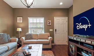 Family Spacious 3BR Townhouse With Pool Access