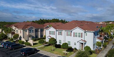 Family Spacious 3BR Townhouse With Pool Access