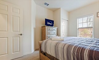 Family Spacious 3BR Townhouse With Pool Access