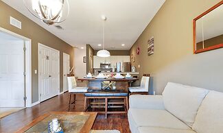 Family Spacious 3BR Townhouse With Pool Access