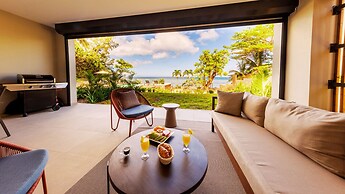 Beach and Mountain by Horizon Holidays