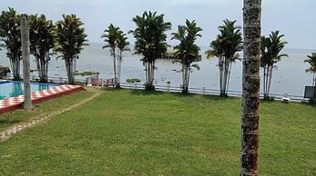 Goldfield Club & Lake Resort, Kumarakom