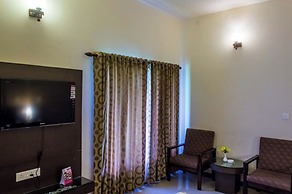 Goldfield Club & Lake Resort, Kumarakom