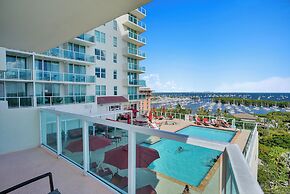 Fabulous 2-Bedroom in the Heart of Grove