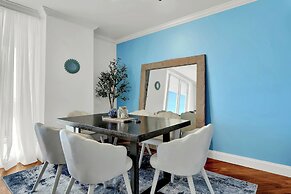 Fabulous 2-Bedroom in the Heart of Grove