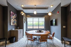 15 Bank Street - BSC-207L