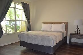 Stylish Condo Near Clearwater's Beach