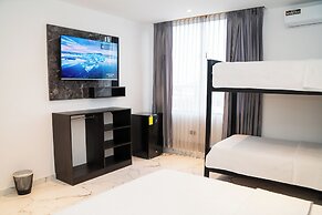 Manta Surf Hotel